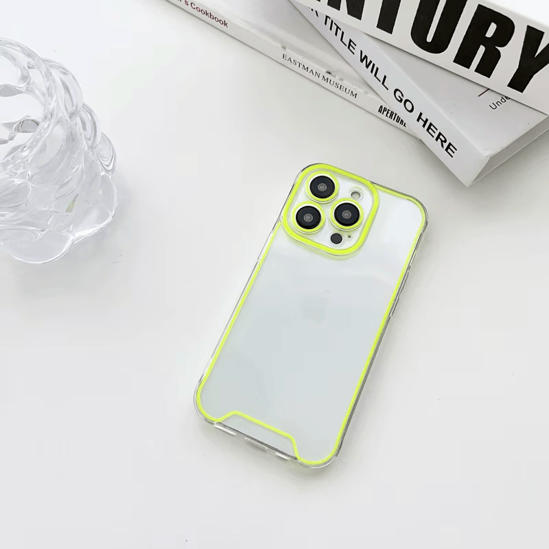 Gjennomsiktig neon deksel for iPhone 15 Plus med luksuriøs kamerabeskyttelse og fluorescerende design.