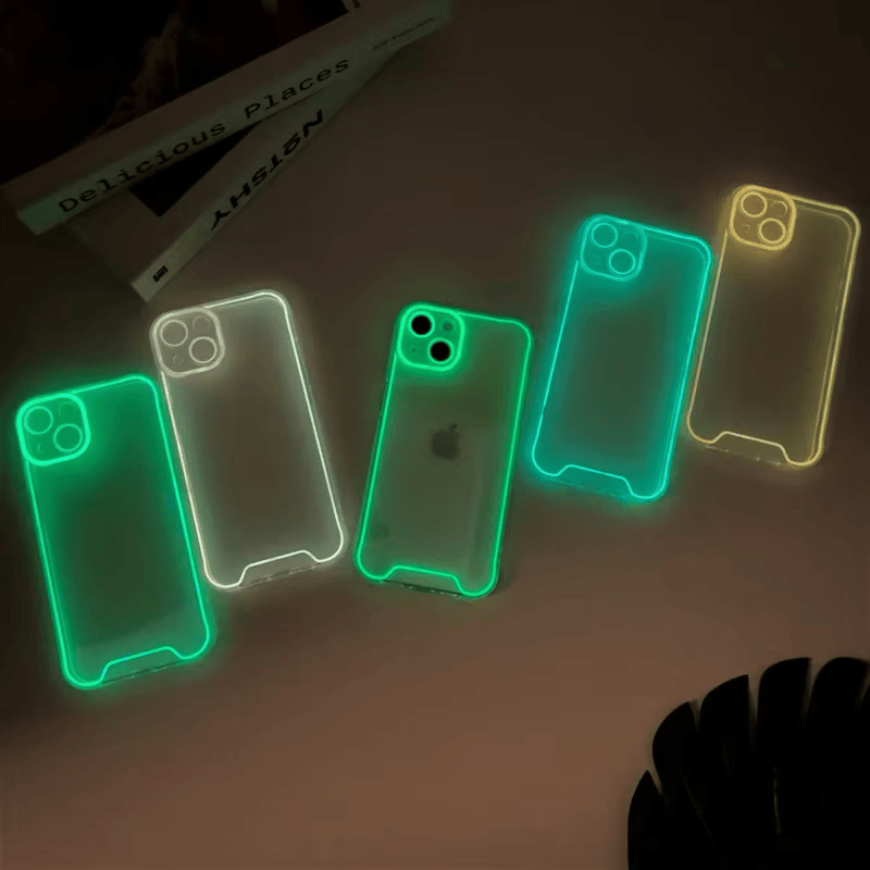 Gjennomsiktig neon deksel for iPhone 15 Pro Max med lysende effekt og kamerabeskyttelse.