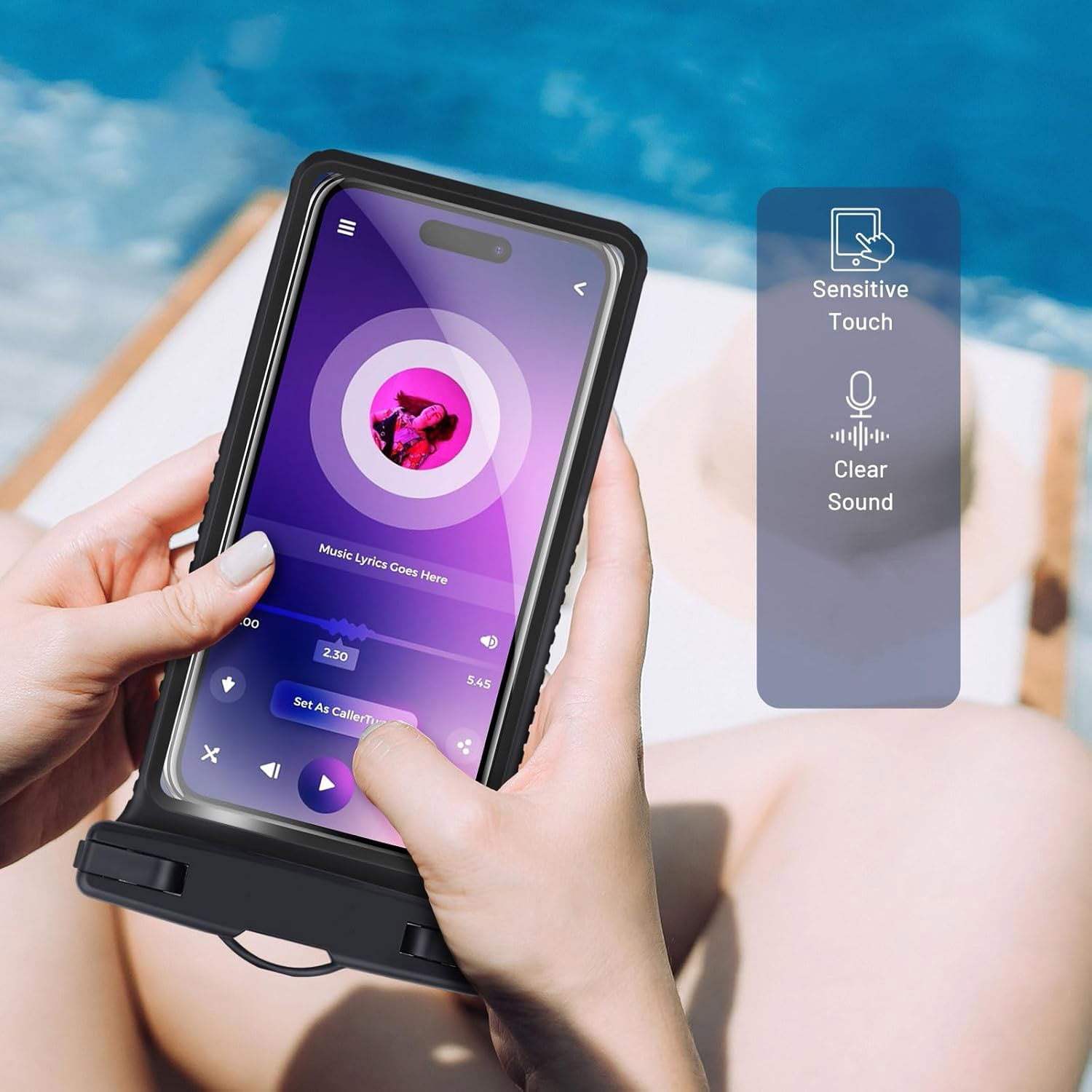 Universelt vanntett etui til smarttelefoner ved bassenget, med berøringsvennlig og gjennomsiktig design.